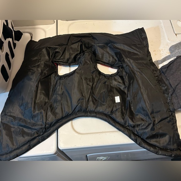 "The Dog Face" Waterproof Vest w/ Zipper by The North Face size Large - Picture 3 of 9